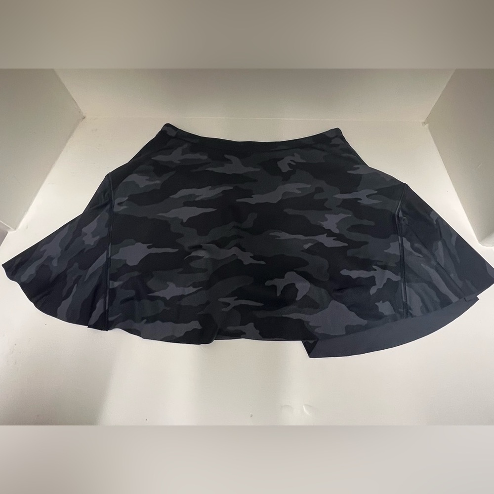 ATHLETA skort with pockets